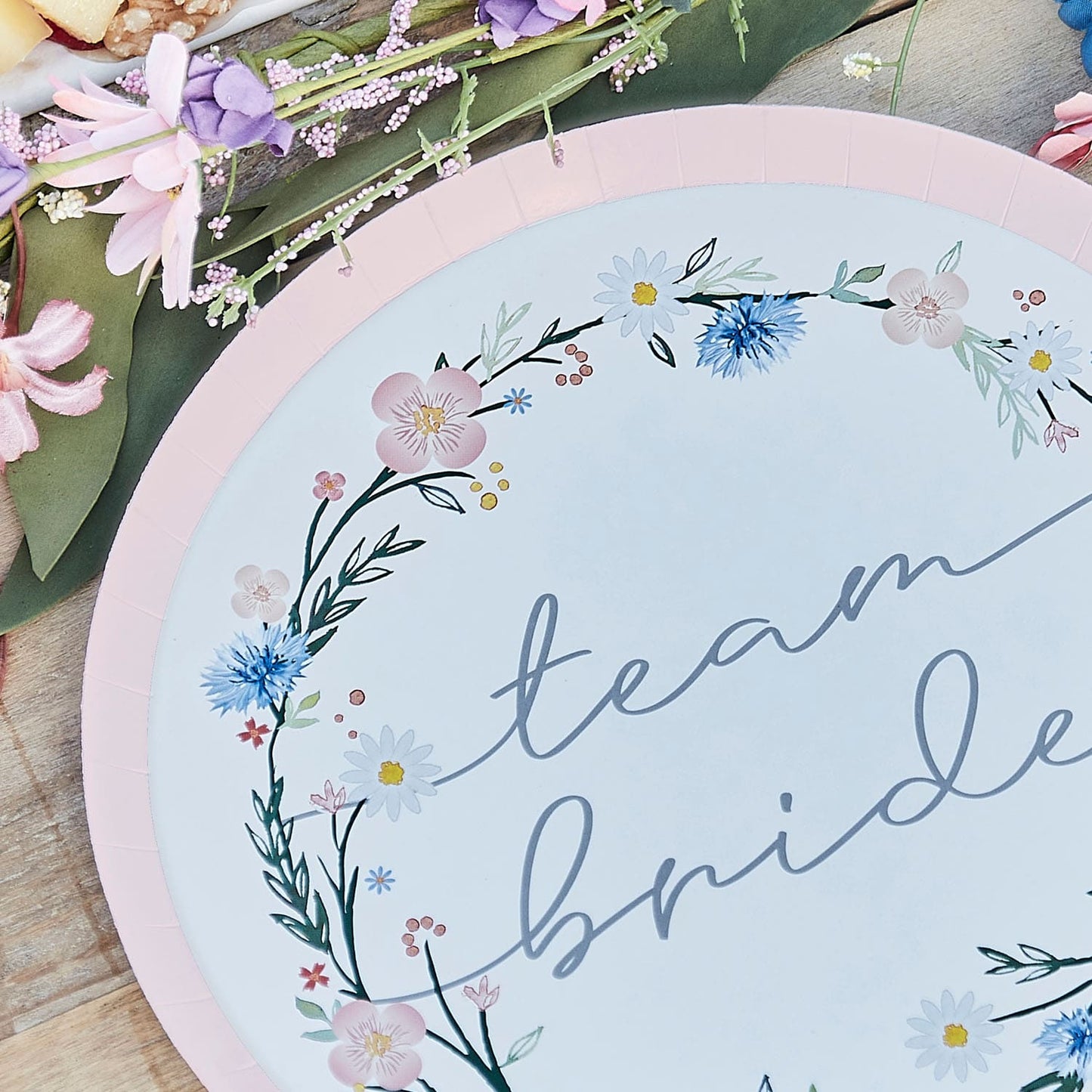 assiettes jetables team bride bohème evjf