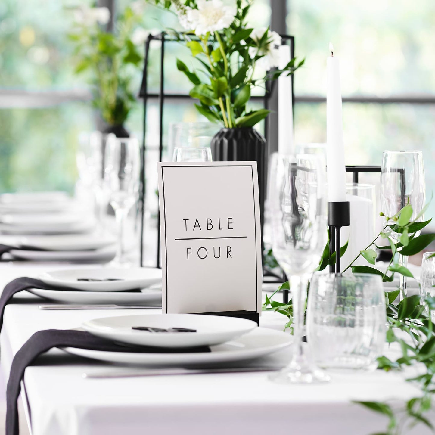 numéros de table blancs modernes écriture noire anglaise pour table de mariage