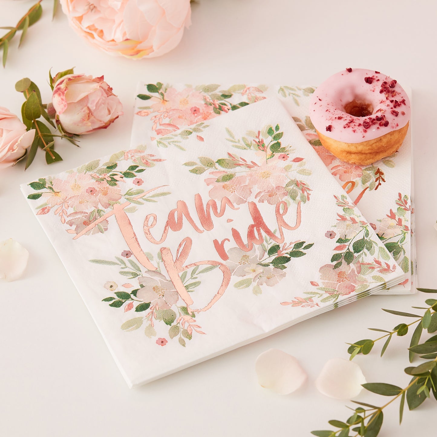 serviettes floral team bride deco table evjf