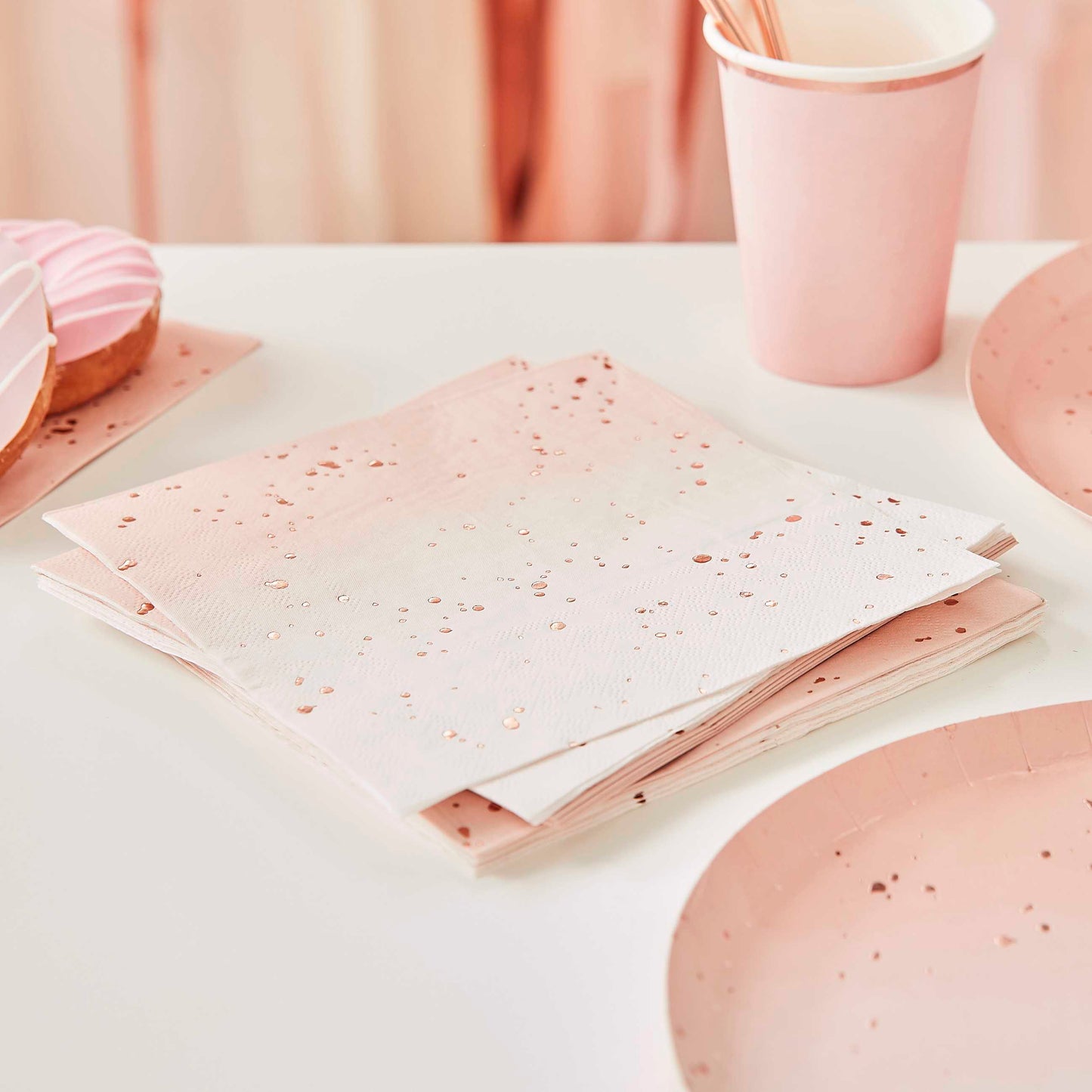 16 serviettes rose ombré pour evjf