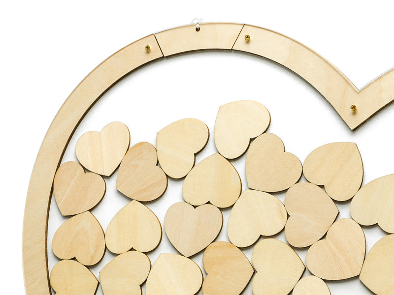 Livre d'or en bois en forme de coeur avec 70 coeurs à écrire pour le souvenir du mariage