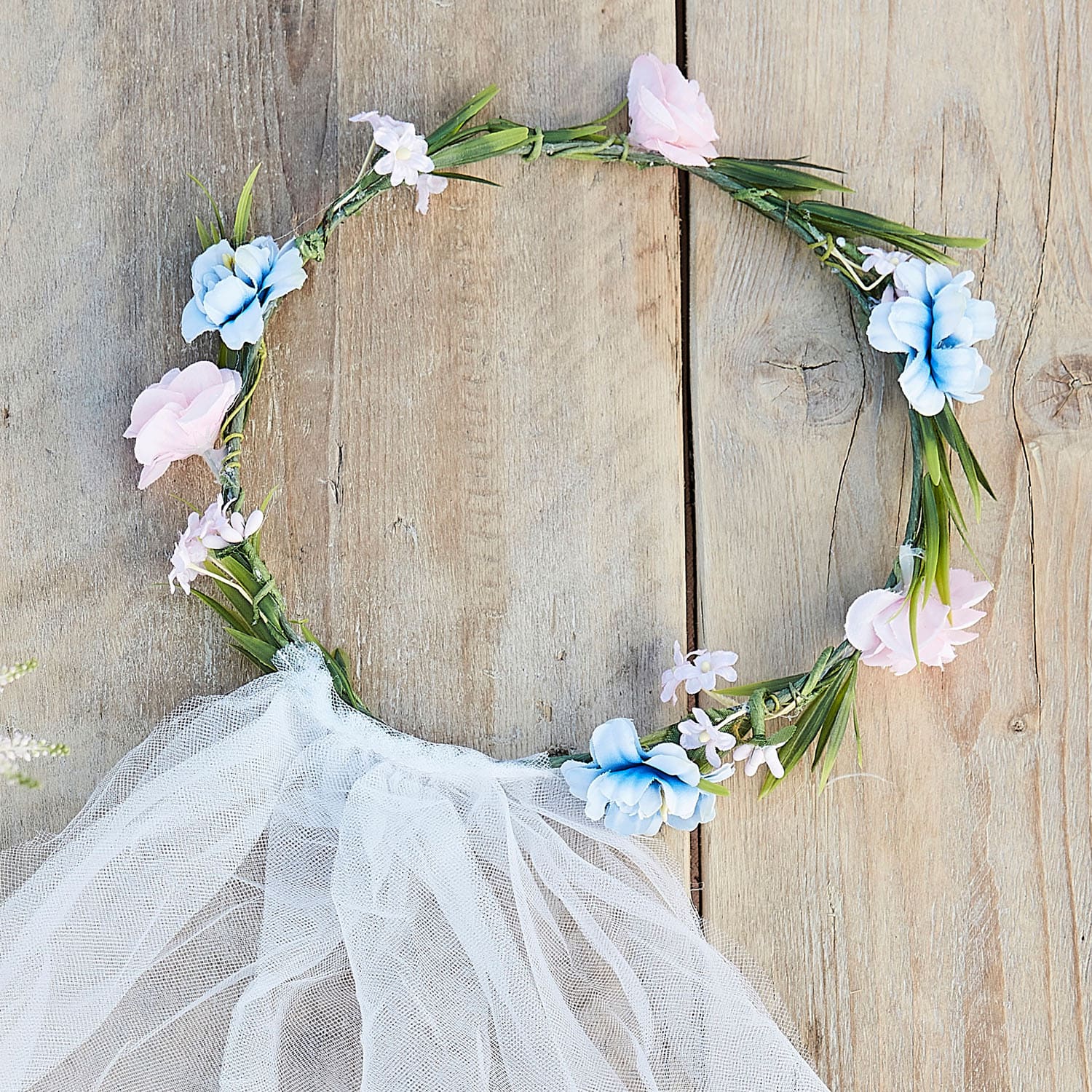 voile couronne fleurs avec inscription bride-to-be evjf
